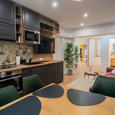 Urban Pearl - Old Town - Unique 4Br/3Ba Apartment 부쿠레슈티 외부 사진